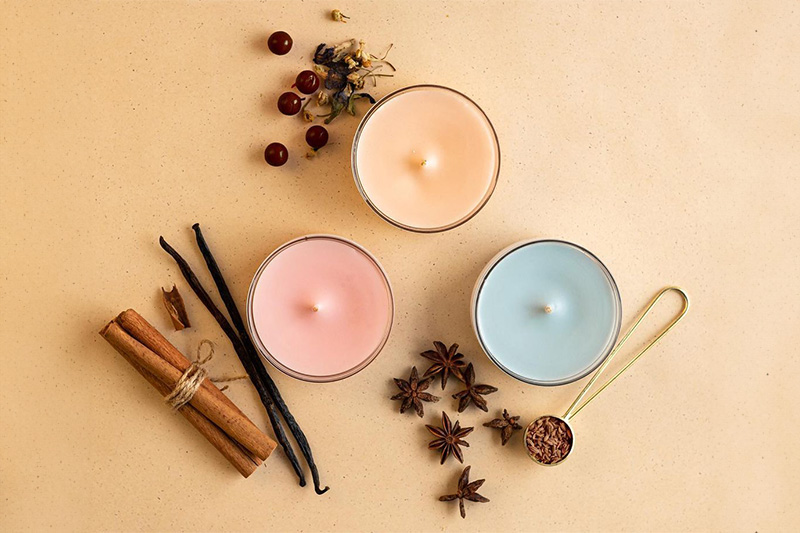 Discover the Perfect Fragrance for Every Season and Mood - Guide to Choosing Seasonal Scents