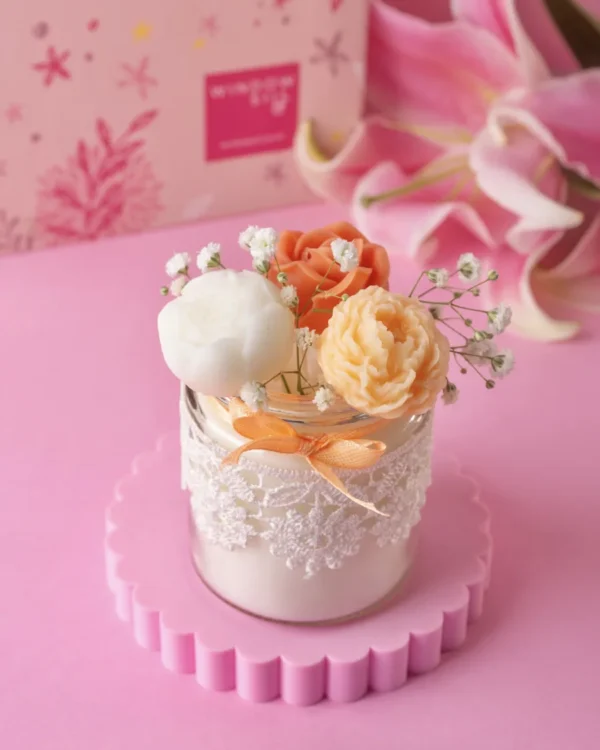 Floral Bouquet Candles - Image 3