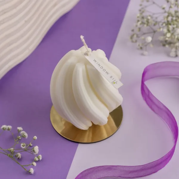 Twirl Candle - Image 3